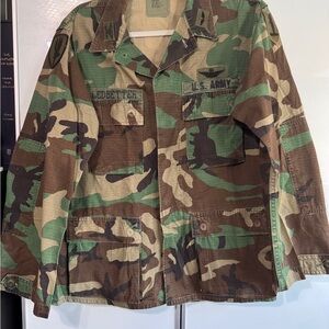 🌲 U.S. Army Woodland Camo BDU Jacket – Medium Regular – Named & Fully Patched